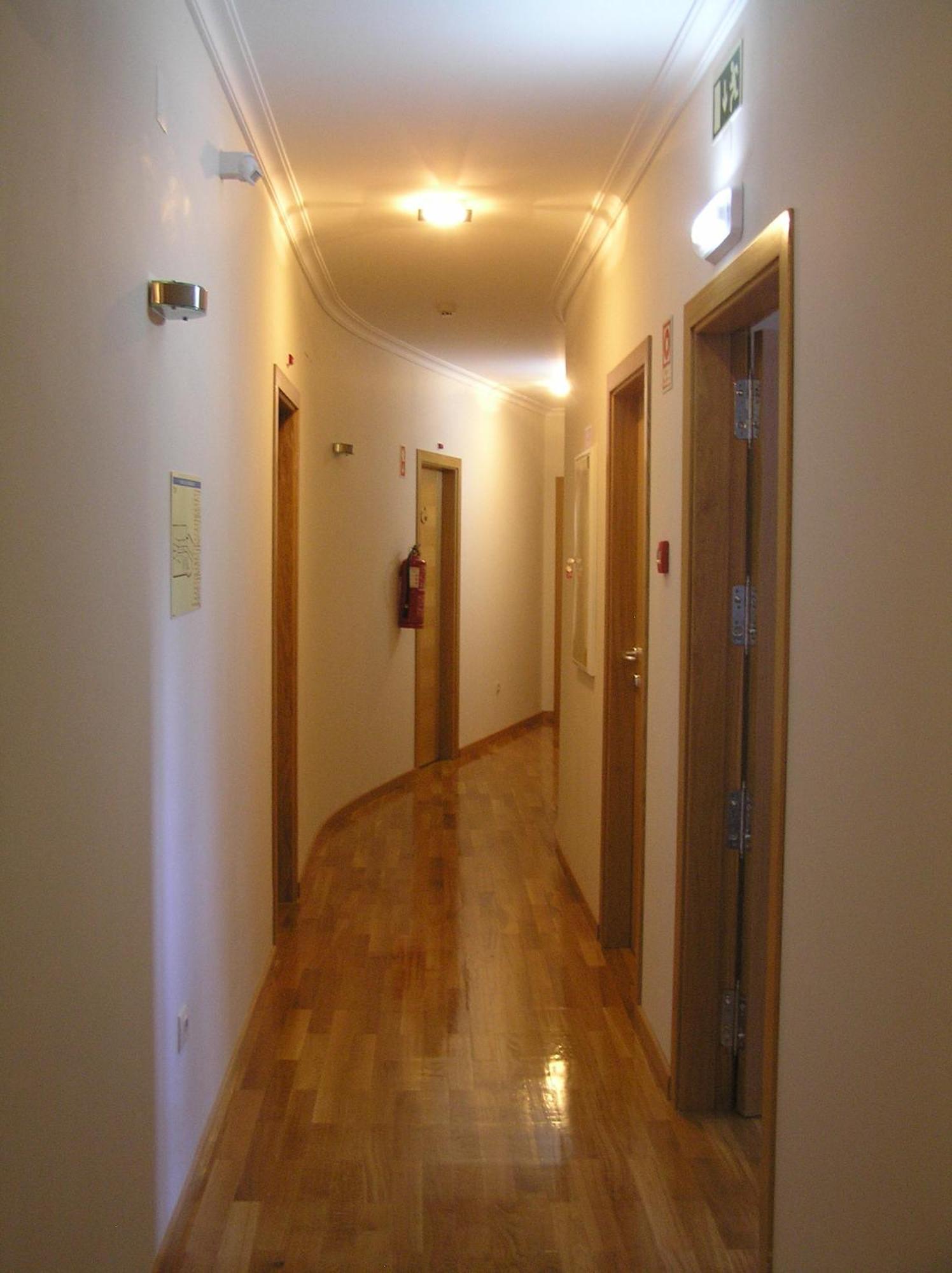 Hotel Covilha Jardim ภายนอก รูปภาพ