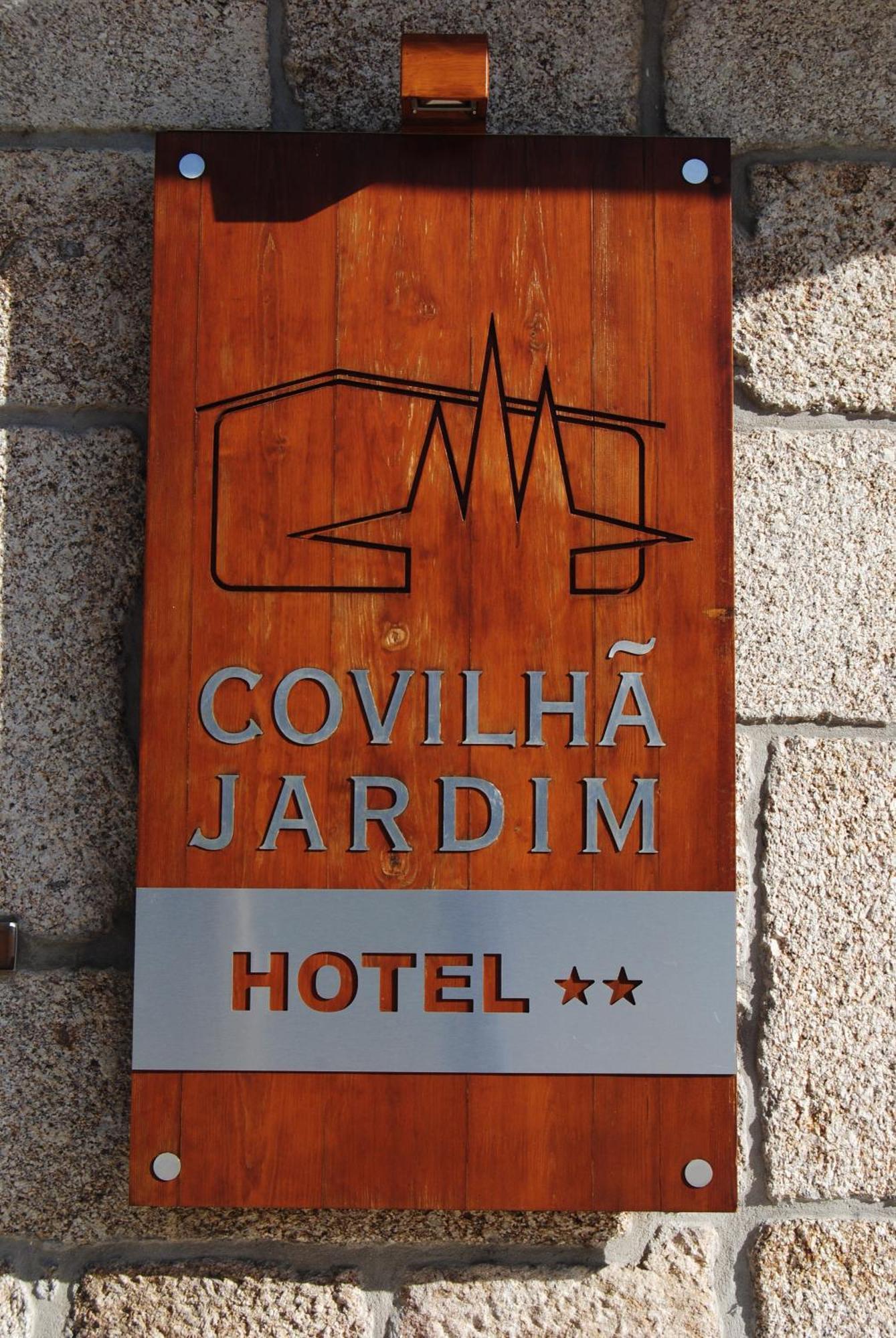 Hotel Covilha Jardim ภายนอก รูปภาพ